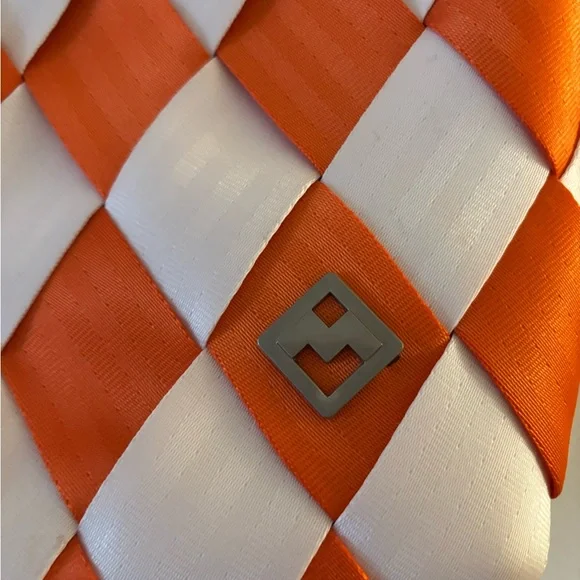 Maggie Net Bags Orange and White Checkered Backpack Seatbelt - Picture 4 of 6